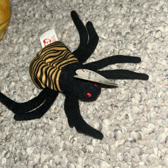 Tiny baby - Picture 6 of 7